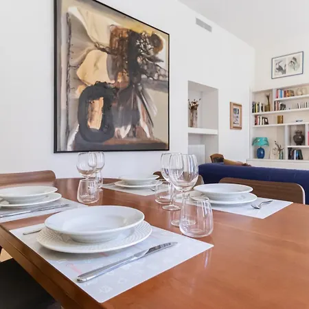 Italianway - Carducci 31 * Milano